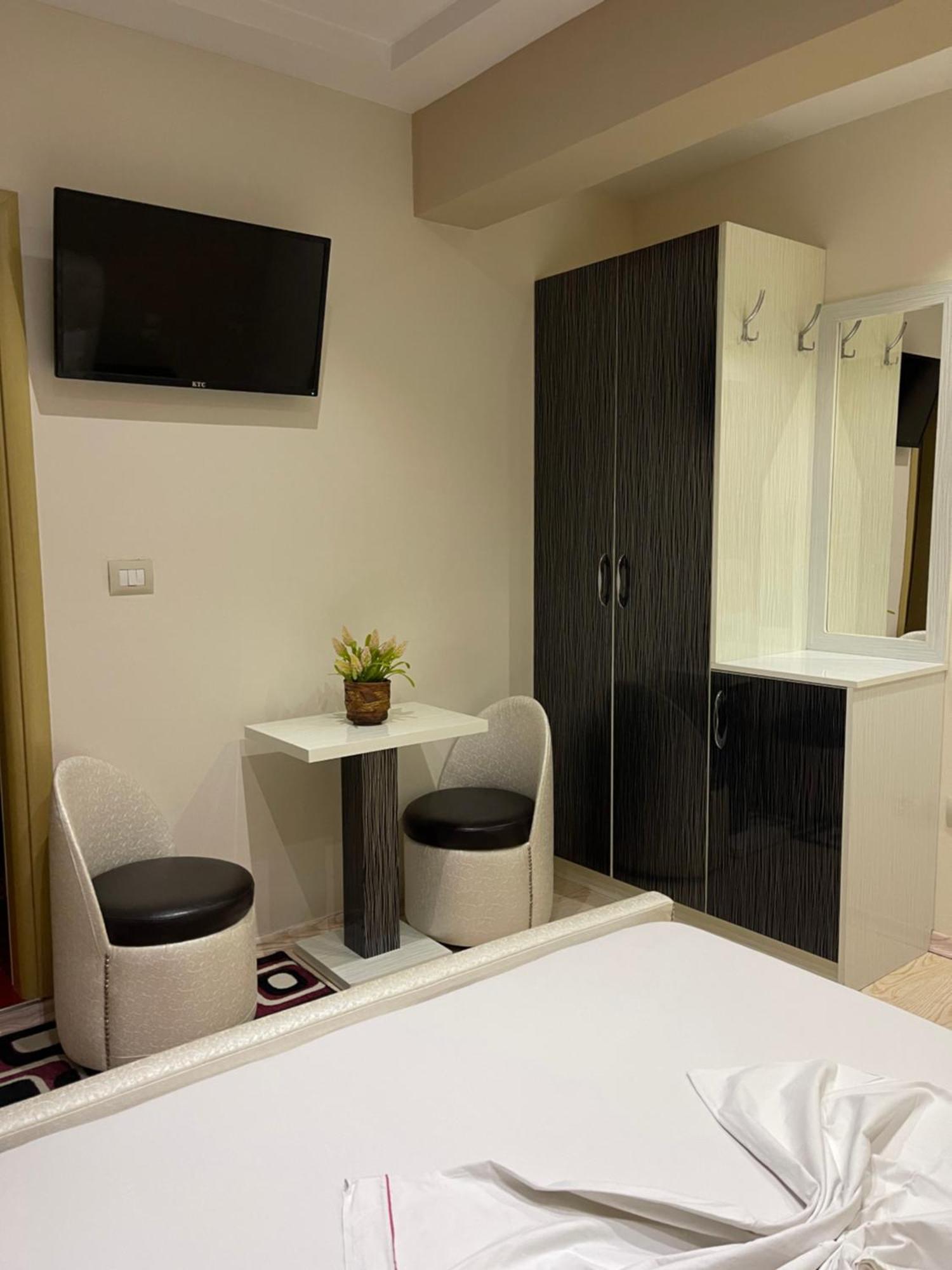 Hotel Selfo Dervician Ngoại thất bức ảnh