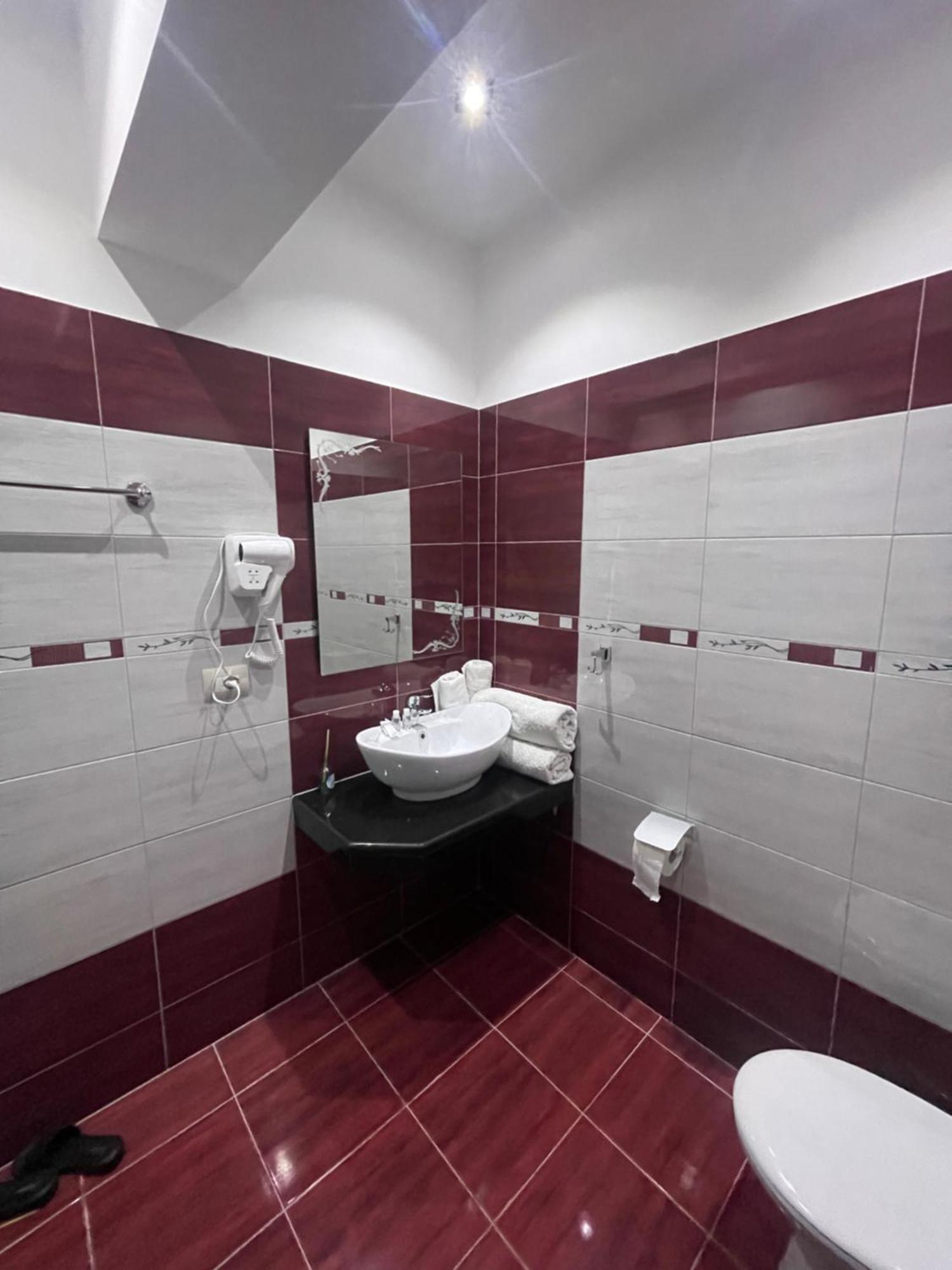 Hotel Selfo Dervician Ngoại thất bức ảnh